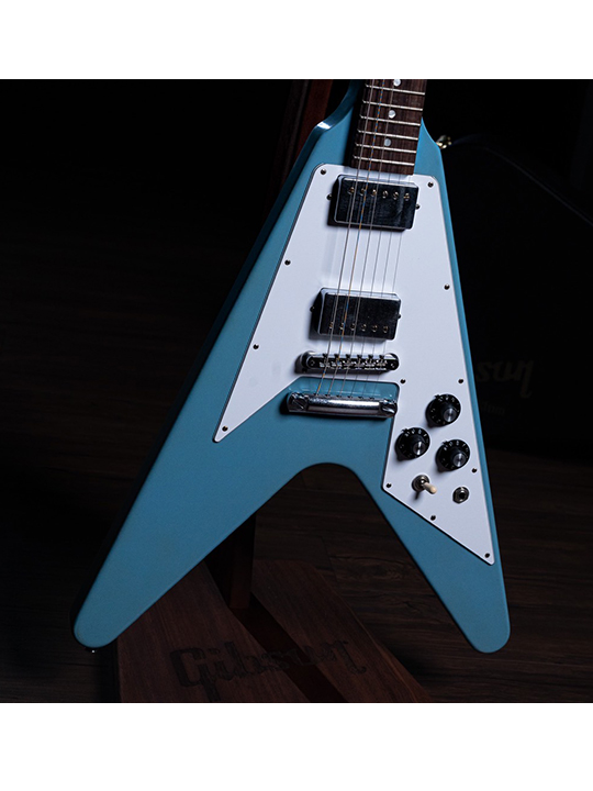GIBSON CUSTOM SHOP 2017 70'S FLYING V VOS (MAUI BLUE)