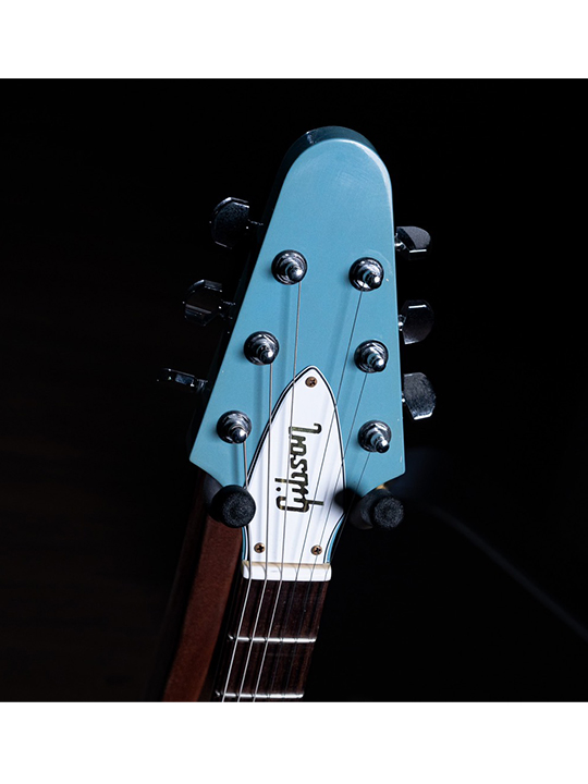 GS-CS-70S-FV-DI-VOS-MB-MHS-06 Gibson Custom Shop 70s Flying V Dot Inlays VOS Maui Blue w/Matching Headstock