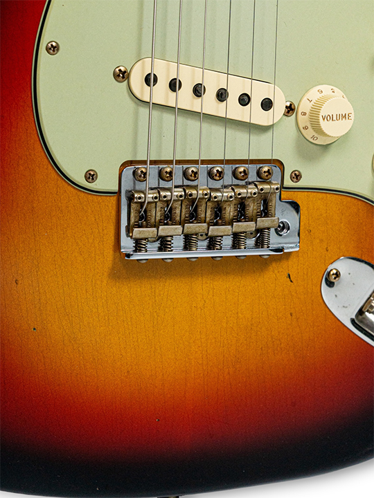 Fender Custom Shop B6 1960 Stratocaster Journeyman Bleached 3-Color Sunburst